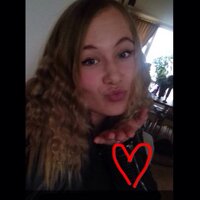  (@chareldv) 's Twitter Profile