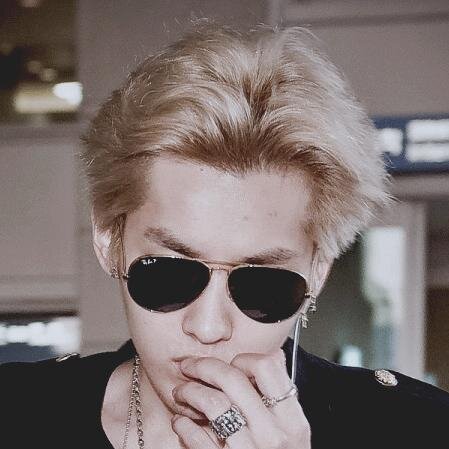 吴亦凡 。จัญไรพอๆกับความกาม #ยืมเมจ | someone has the reason to go.