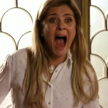 SraCarminha's profile picture. Madre de familia, cristiana, ejemplo de mujer, moralmente correcta. Me gusta ayudar a los pobres y a la iglesia. Futura candidata. Glamorosa. #AvenidaBrasil