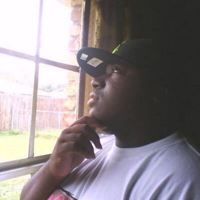 I'm just D.Weary day in and day out , Wassup??
#CEO #UER #BlackExcellence #ProundBlackKing