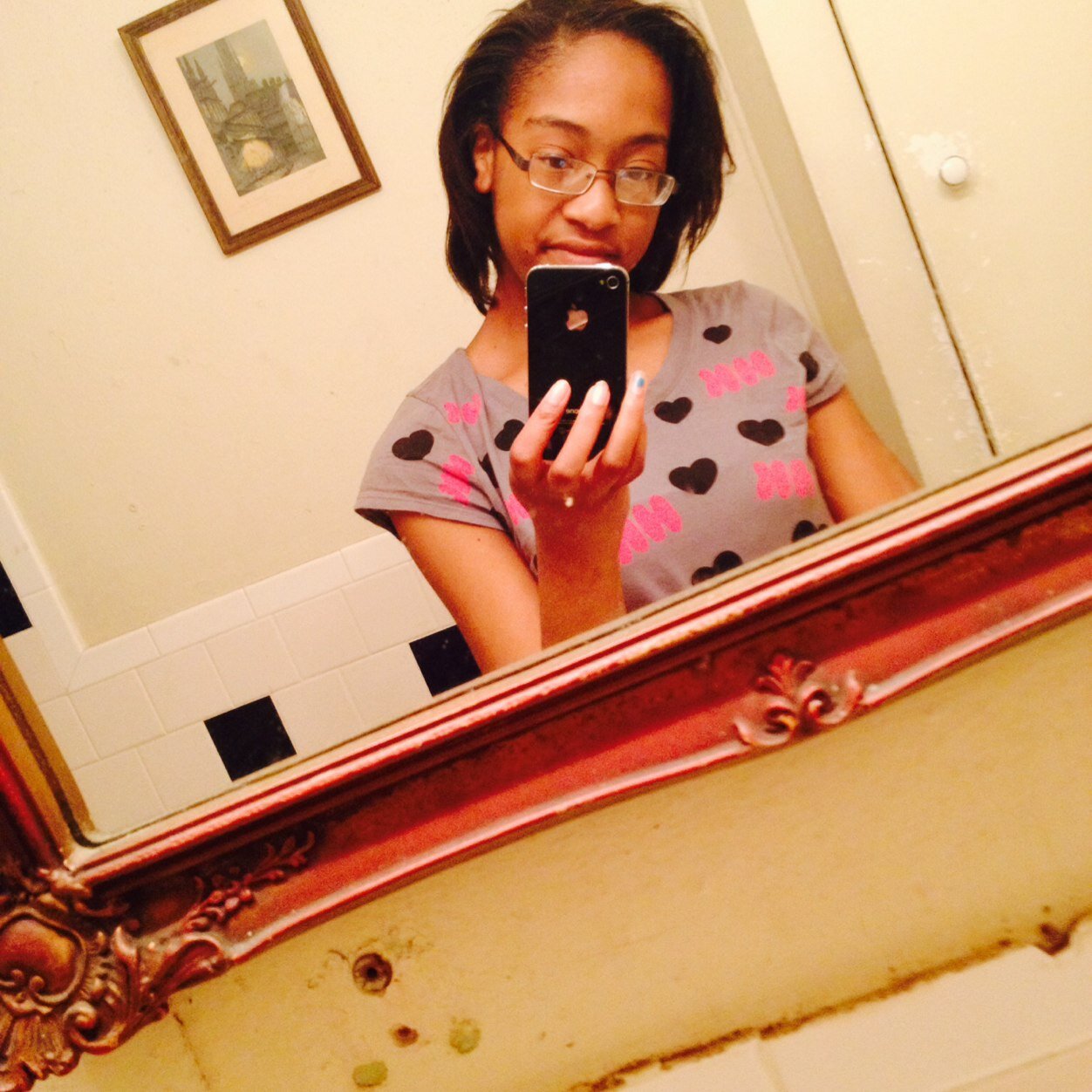 parker_keanu's profile picture. passion fades....omg just follow me!!!!