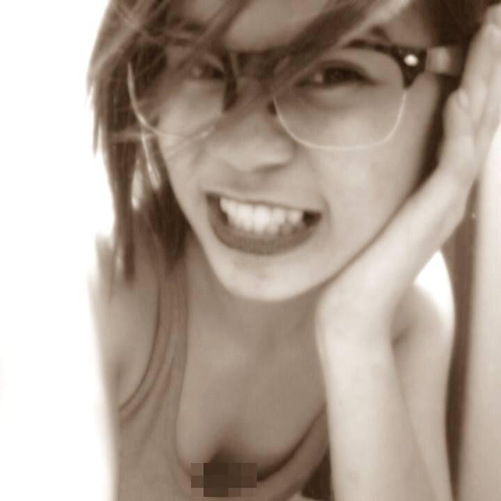 I'm friendly girl type. If you don't mind. If you don't FOLLOW me. I'll ruin yours. Hahahaha! Just kidding.