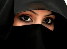 zhie_72561's profile picture. Dengan perlahan seiring waktu semua akan terbiasa,,,