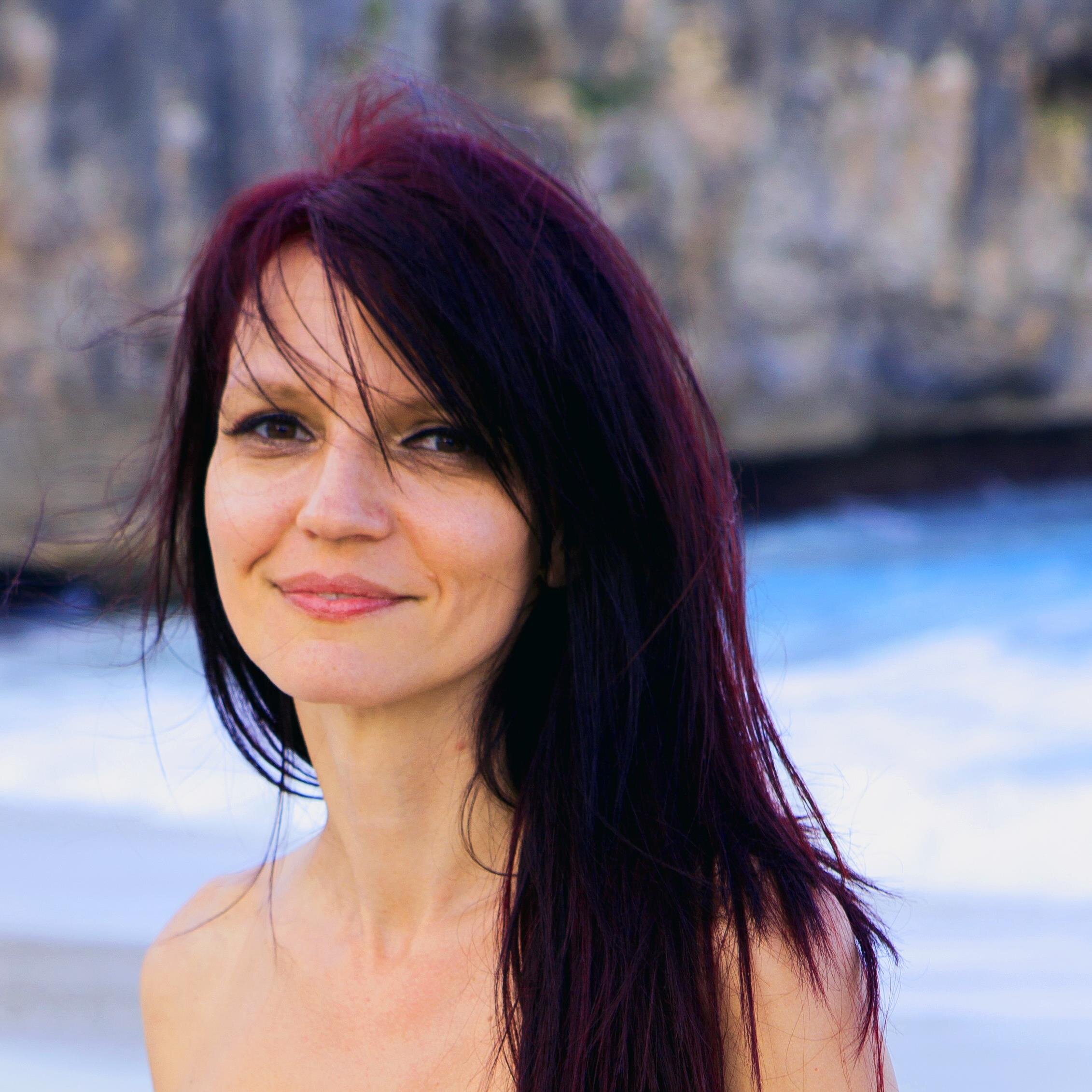 ⚡️Founder #womenentrepreneur 🚺
@Ohloulou_ Organic #beautyproducts🌿
🌏 Blogger @ https://t.co/0oM6vAEf7N 📝.. 
 💚 #Skincare Specialist   
🍴#Healthyfood