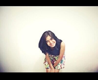 Whoever you are just be free because every single human is a miracle. (Inisscads keluarga besar Iin Nur Indah Sahib)