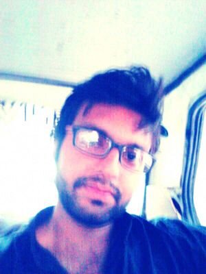 This is Ramez Muhammad Rizvi. Born in Kuwait.
Living in Pakistan, Kararchi... I am graphic designer and working freelance.