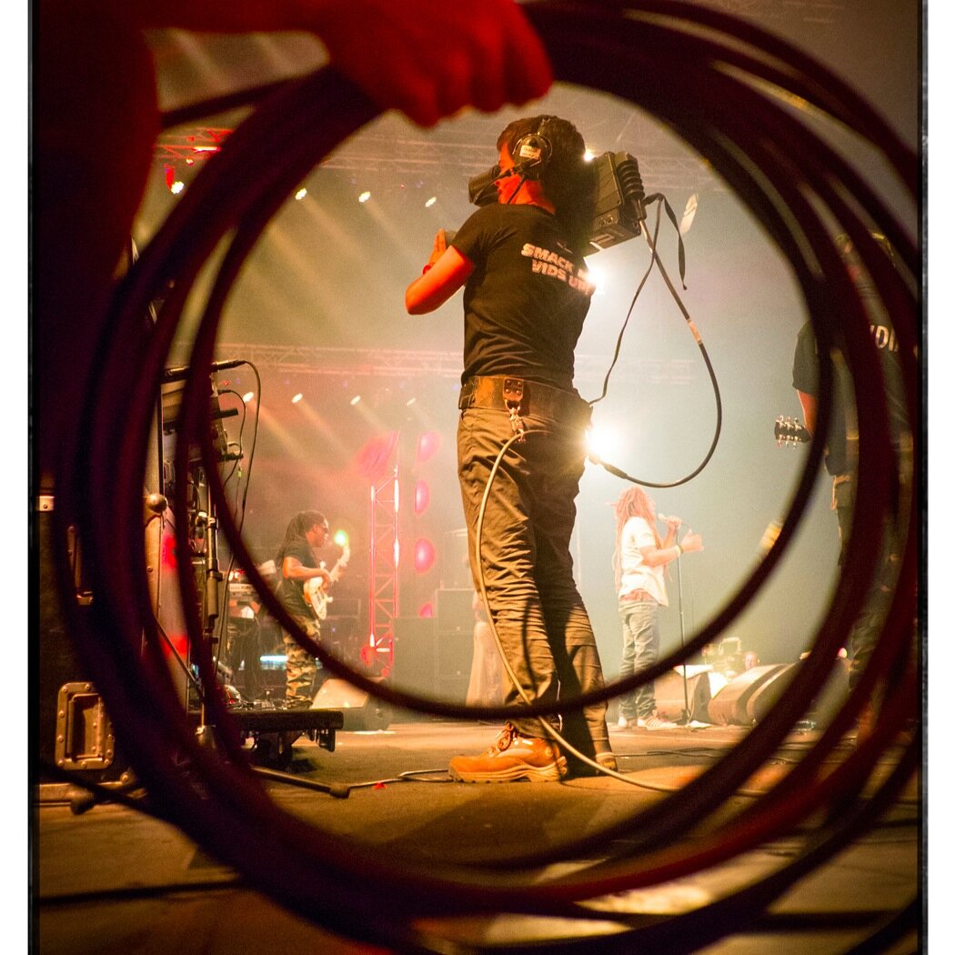 _filmshot's profile picture. Amateur writer, trying to go pro. Extremely adept at Jackie Chan's filmography. Prefers to listen to Barbra Streisand or Andrea Bocelli.

Hi all :)