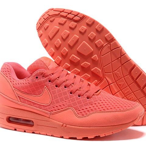 Tienda Online de zapatillas mirar el catálogo y decidir. Buena calidad. Contactar por MD o correo electrónico: jcl4a609@gmail.com

http://t.co/JmoKbpv9uZ