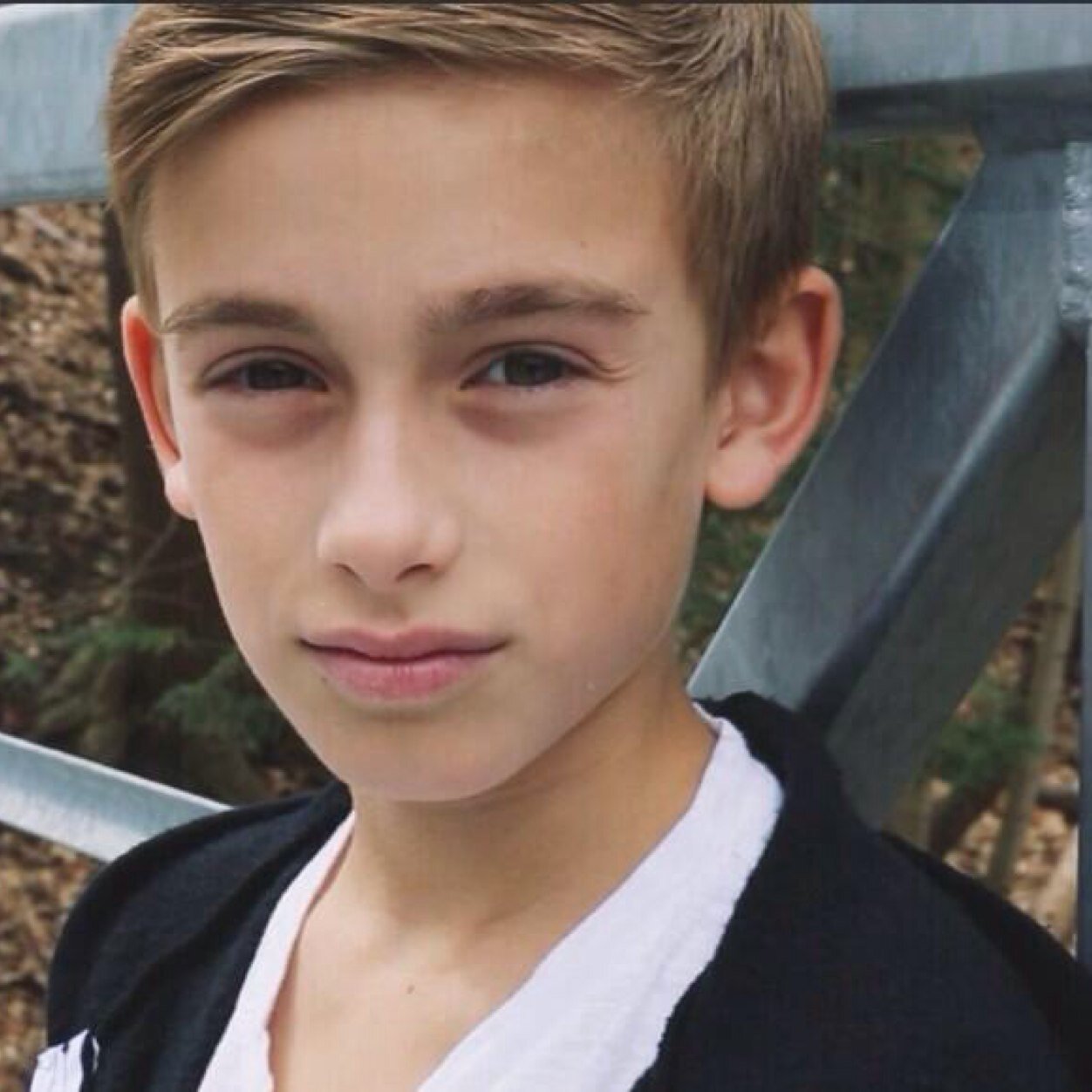 11 Year old Singer