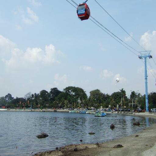 Facebook Uzumaxi Akhakasi, Pin BB 7CCCAA02,
