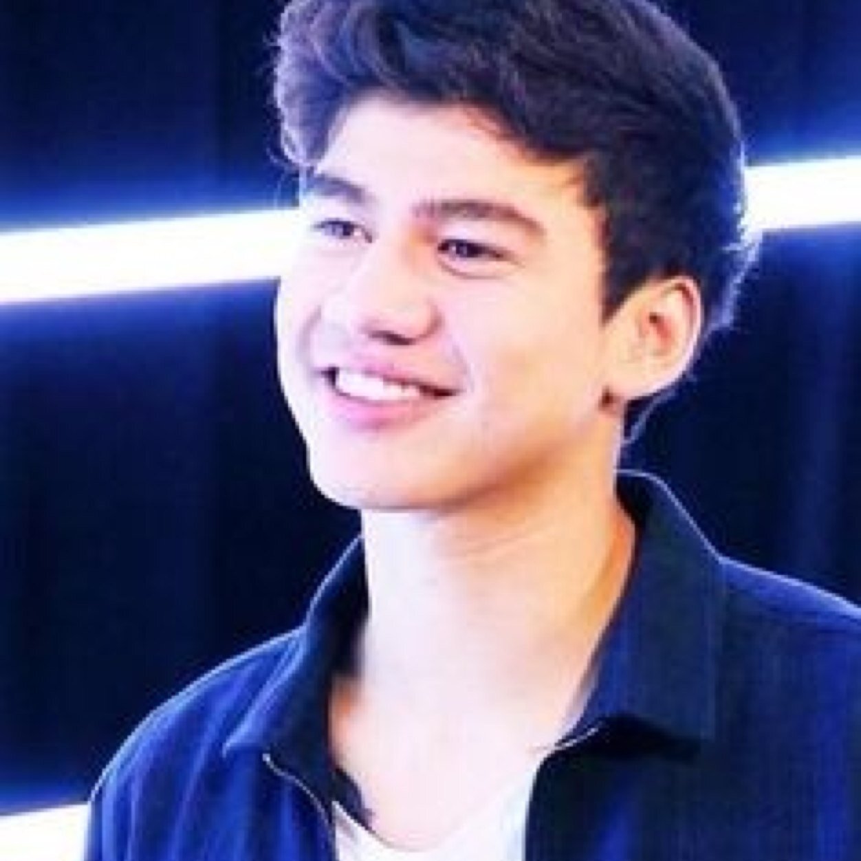 Go ahead rip my heart out, if you think that's what loves all about|teenage|Seventeen|5 seconds Of Summer|truth|