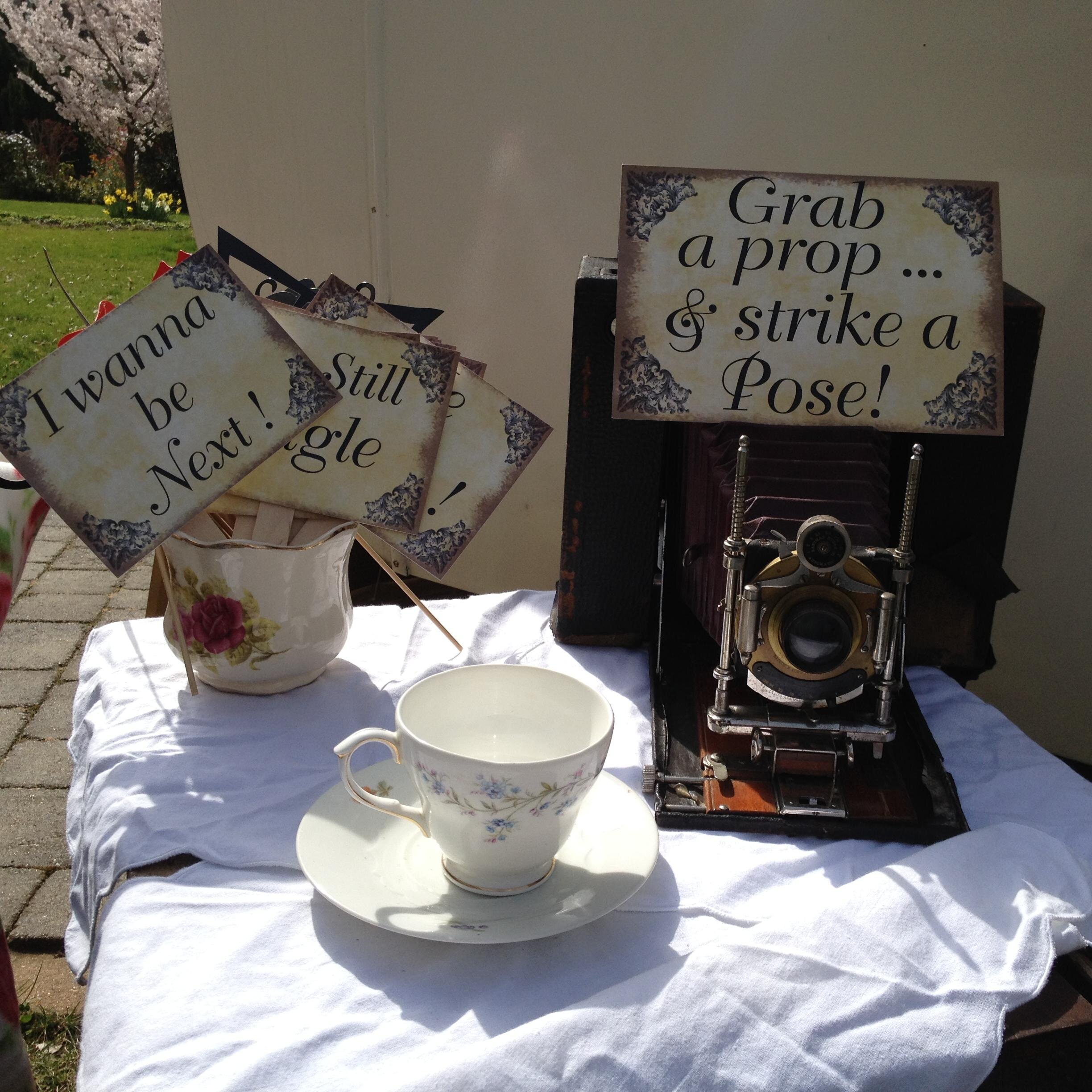 Clara the Funky Photo Booth Caravan - a gorgeous vintage backdrop as well as a state of the art photo booth...Clara is part of @elsiesices vintage ice cream van