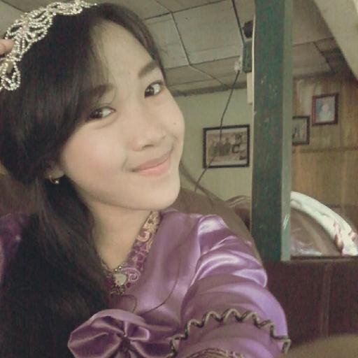 Nothing!!!! Follback? Just mention...•✗•