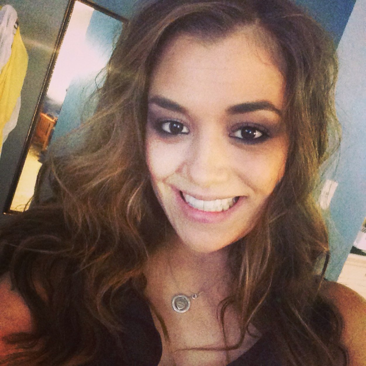 Montoga62's profile picture. If you can't dazzle them with brilliance, baffle them with bullshit ✌❤