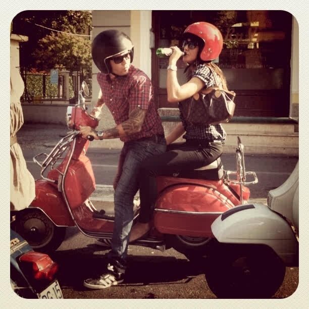 Klasik dan unik itulah VESPA !
Join with us :)