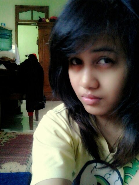 Math Undip'13| Otaku | Directioner | Biggest fans of Harry Styles| Ordinary, simple, never change. Keep moving foward! :)