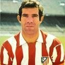 Inventor del tiki-taka. Por la puerta de atrás no me cabe ni el bigote de una gamba. Nopiseustéeseescudo