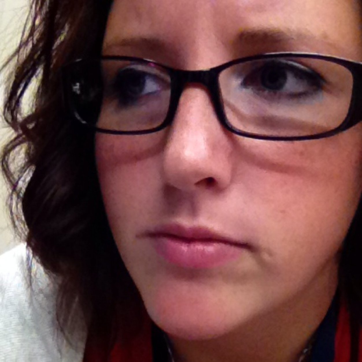 HindersMrs's profile picture. Art teacher and Crafter