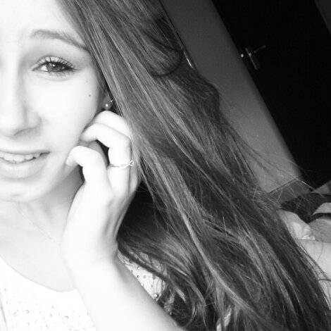 Maikevanhak's profile picture. insta: maikevanhakx | Snap: maikee.x                  Go for what you want, otherwise you'll never get there ♪