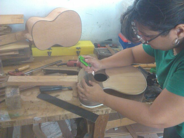 YlianaFerrebus's profile picture. Luthier Zuliana / Venezolana
