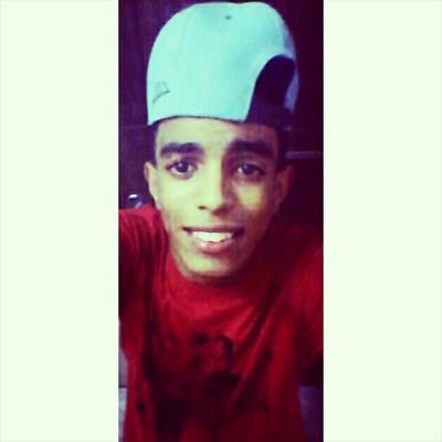 mikaelmota99's profile picture. A lei da vida é sempre segue em frente com a cabeça erquida