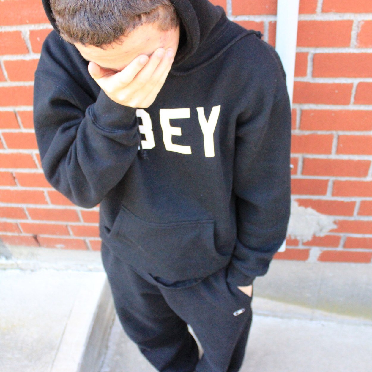follow - @swaetshirts