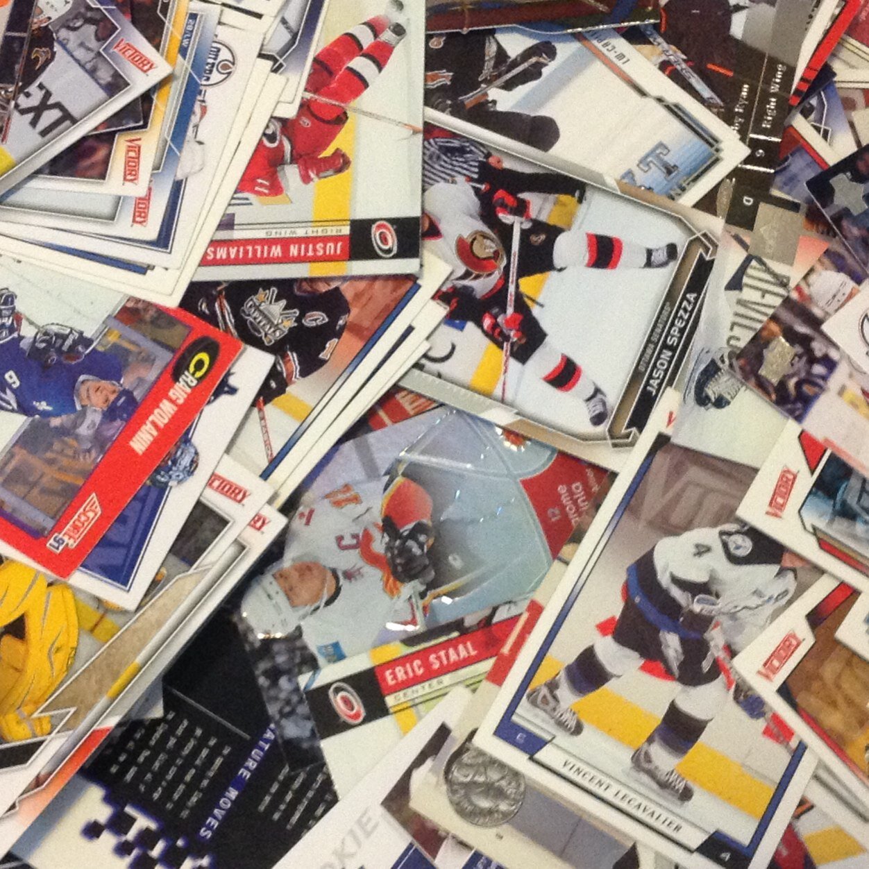 We will shortly be selling hockey cards! If your interested to see about the availability of a card email us at: hockey_cards00@yahoo.com
