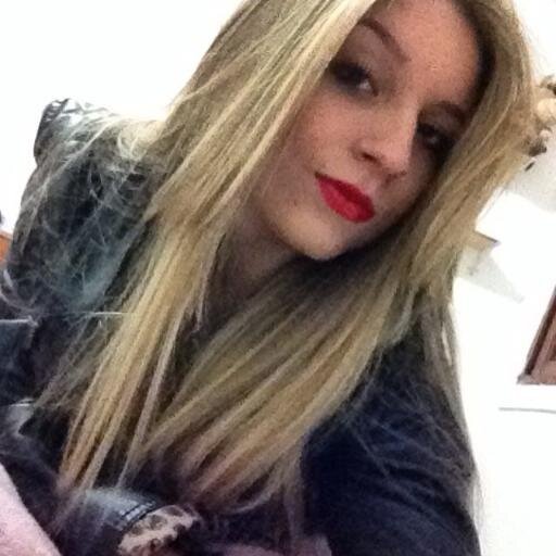 Sarah Loureiro, 18 anos, modelo K-Pop Maniac,Apaixonada por SNSD e pela Jessica Jung ♥