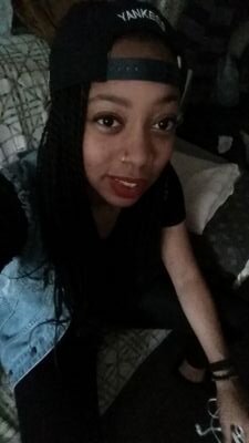 Pimpjuice_____'s profile picture. tatoos piercings and she just learned to twerk #pleasantRebel #iwantthelove #watchme #gay!