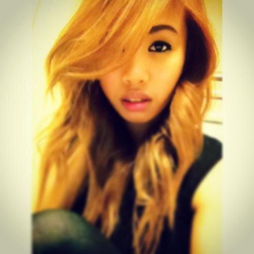 || Proud Filipina | 22 | Libra | 04.13.13 ❤ | Travel Agent ✈ ||
Take me as I am, or watch me as I go.