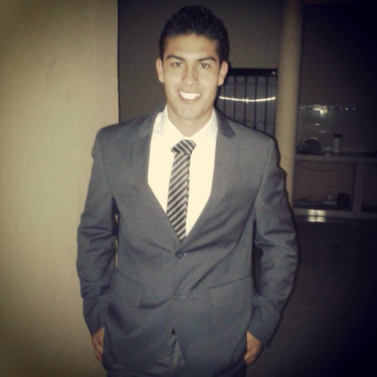 No Importa Lo Que Te Ha Sucedido, Siempre Hay Que Estar Con La Perspectiva De Que Lo Que Puede Venir Mañana, Puede Ser Mejor.!