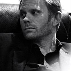 Murderer, hitman, slightly alcoholic. Felix semper suscipit. Watch your step. [Sherlock|RP|OC|Helena] #Felidora (Was @TheLuckyHawk)