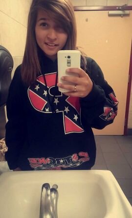 im 16 years old country girl ford loving mud digging country boy loving girl.