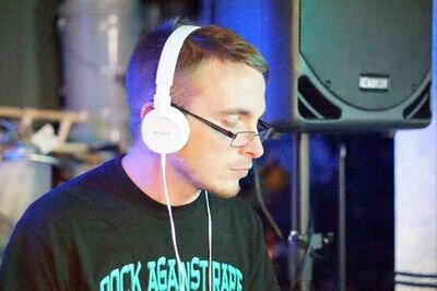 ItsDJShadow's profile picture. I host/DJ kick ass parties all over the place house parties,  bars, clubs. submit your music: shadowsubmissions@gmail.com http://t.co/QLO3grt8Zy