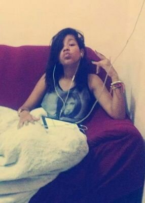 Alone -^