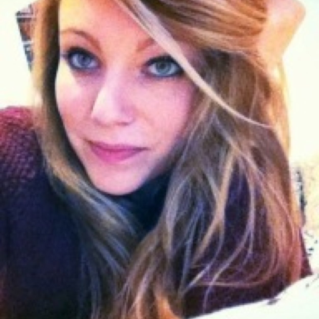 lopes_amelie's profile picture. Je viens d'ouvrir mon compte twitter!!! Abonnez-vous!!!!!❤️