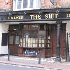 theshippubSE25's profile picture. 