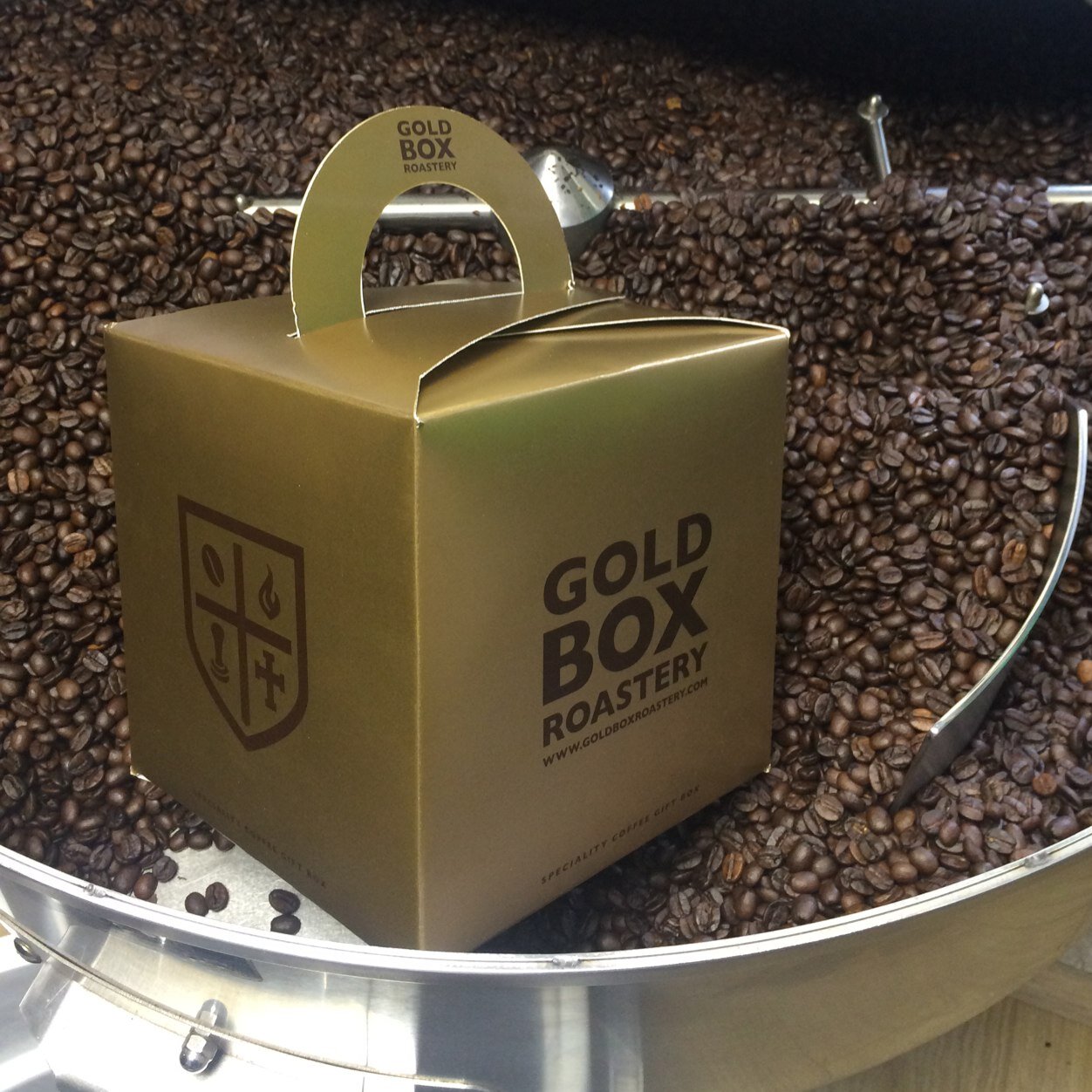 We're a small independant roastery sourcing speciality coffee.