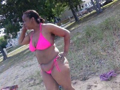 candy7043's profile picture. 