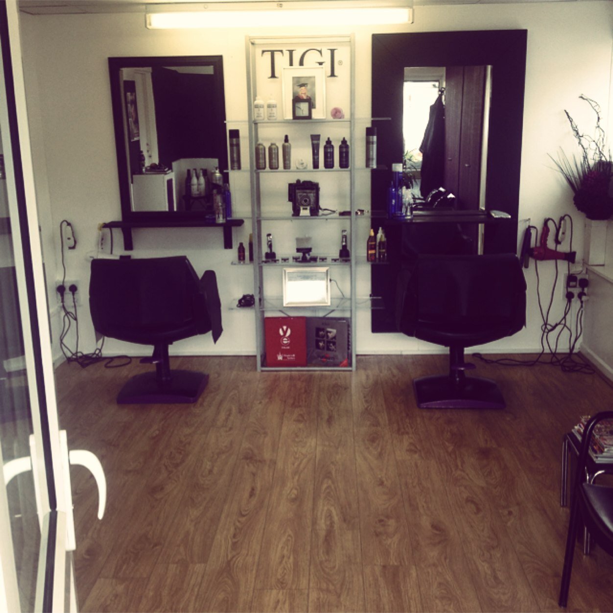 HI GORGEOUS IS A FEEL GOOD SALON WHERE GOOD SERVICE AND COMFORT COMES FIRST! 

Find us at-
928 Melton Rd, Leicester LE4 8GR

Contact us on 07814270782