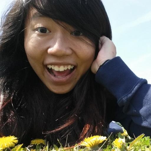 thejiaen's profile picture. A girl looking for food.