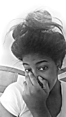 #TeamMindless and #TeamBreezy (if u follow me imma follow u