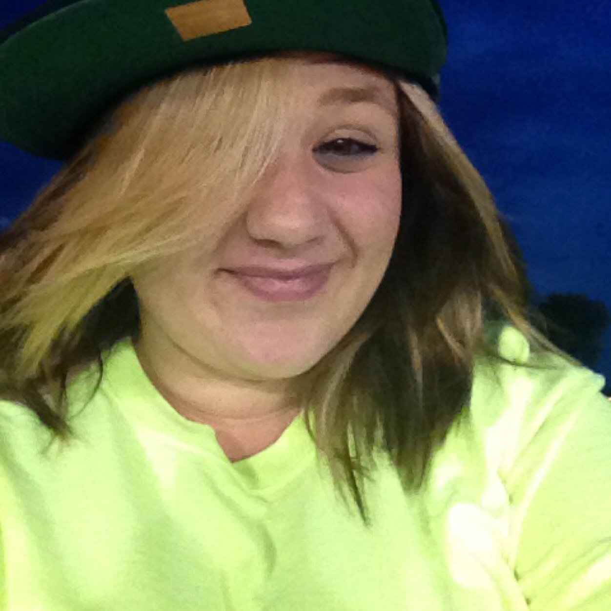 kinter_amber's profile picture. 20 years young :) blow out my candles march 24th.