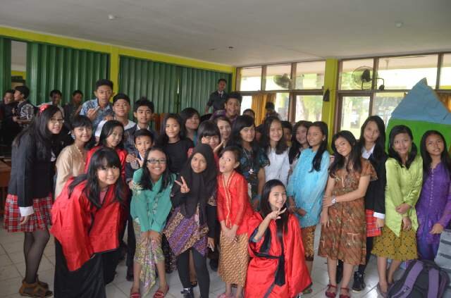 JHSevenIclass_'s profile picture. We  proud to be a 7I's Student,we are solid,loyal friends,and special♛♕ Thank you Bu YeniCahyaB❊