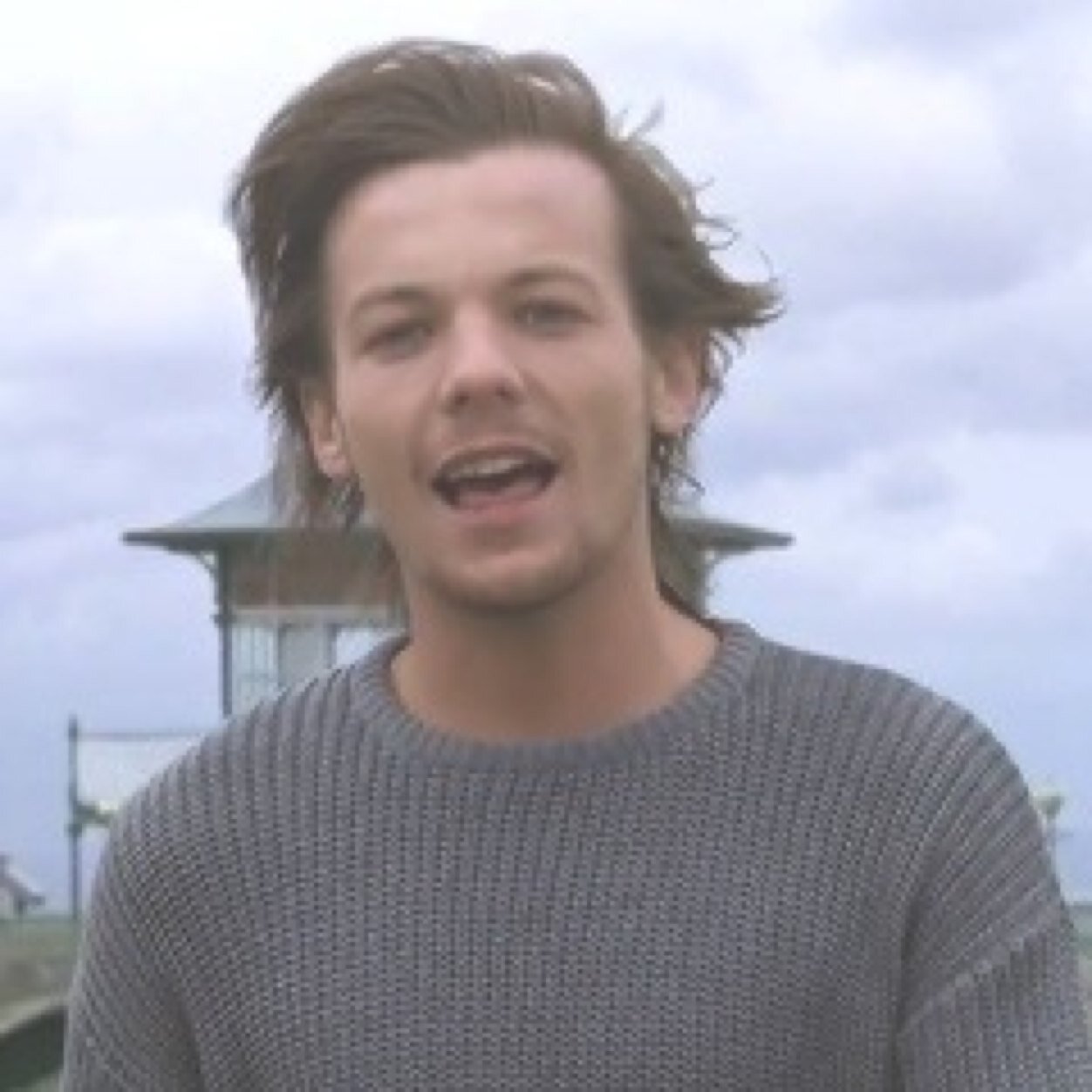 MichaeI__5sos's profile picture. follow @fondlingirwin