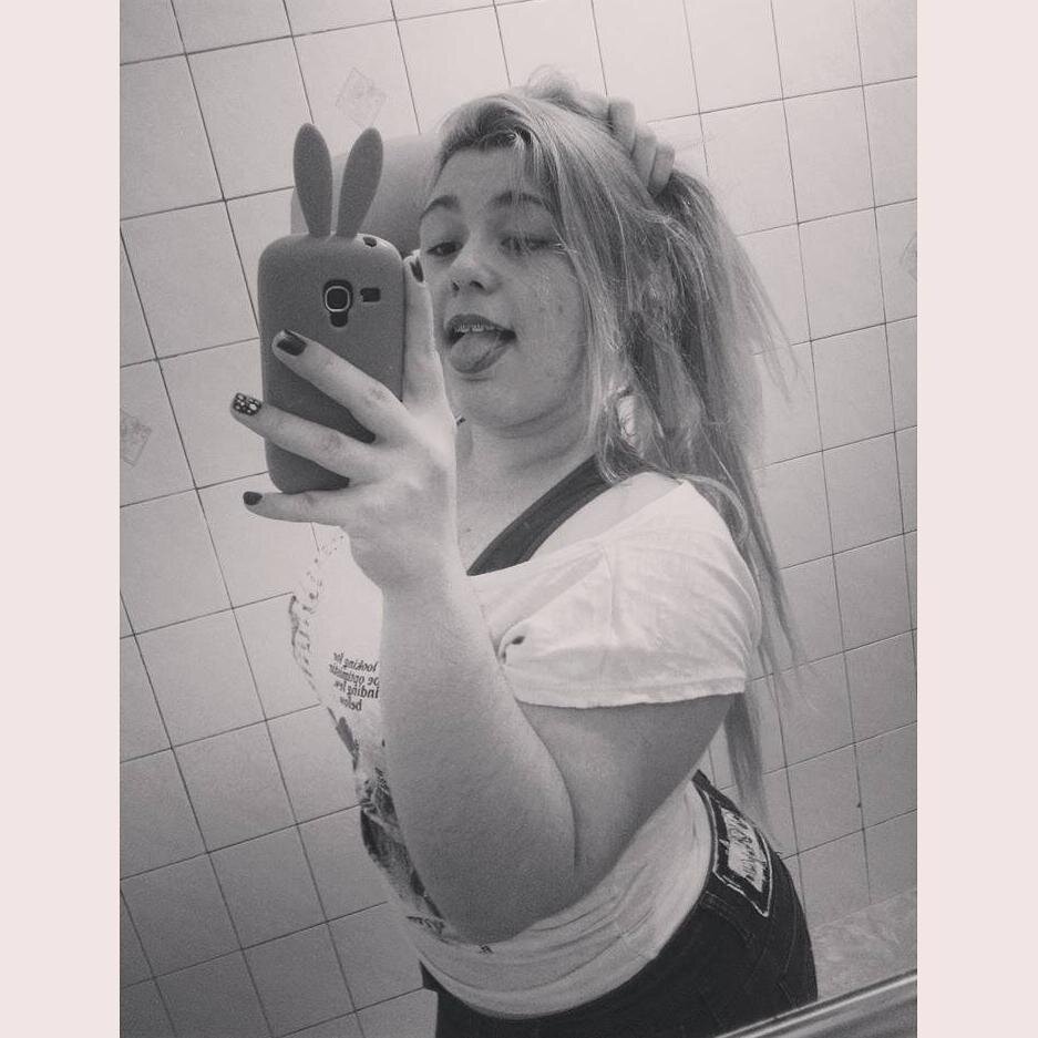 Whatsapp: 43 99186202    Vine: Jeh  Face: https://t.co/SOPzssDYuZ