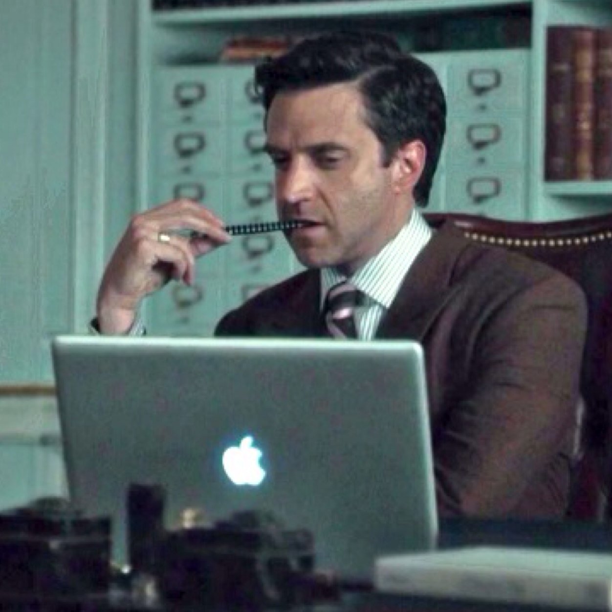hello google i have a question (@raulsesparza)