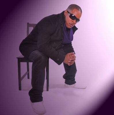 Ambitious Movement Choreographer, Artist, Artistic director and Entrepreneur. Why settle for less? Be Ambitious!