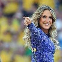 Se tu me joga pra dentro, se tu me joga pra dentro eu não paro mais, dançando o #Dekolê! Dançando o #Dekolê... ♪