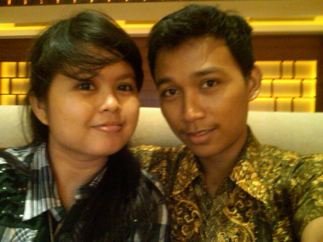 Jesus my savioR, love so much mom and my RHS , spongebob lover  :*